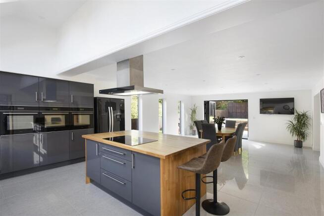 1 Post Office Lane ph18.jpg