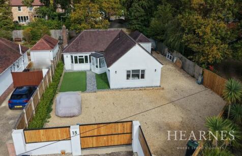 Oak Close, West Parley, Ferndown, BH22