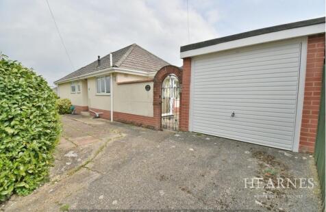 Ferncroft Road, Bournemouth, BH10