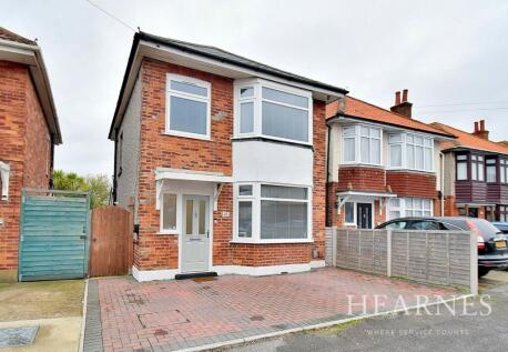 Coombe Gardens, Bournemouth, BH10