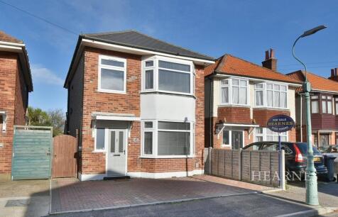 Coombe Gardens, Bournemouth, BH10