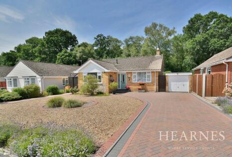 Pennington Road, West Moors, Ferndown, BH22