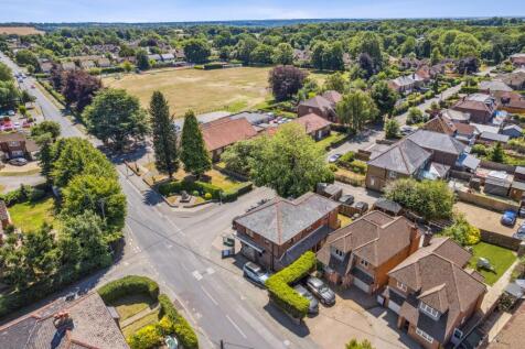 Main Road, Naphill, HP14