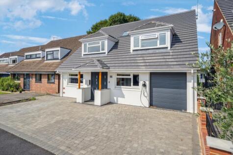 Cherrycroft Drive, Naphill, HP14