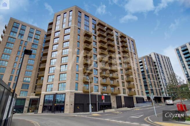 HIVE HOUSE TW8