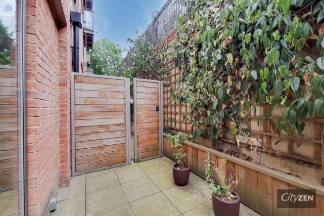 PRIVATE TERRACE