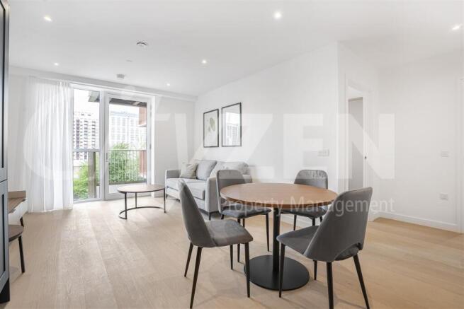 RECEPTION AREA (SIMILAR APARTMENT)