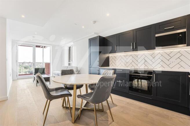 DINING AREA (SIMILAR APARTMENT)