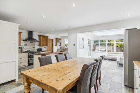 Palace Gardens, Royston, SG8
