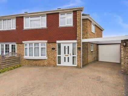 Clarkes Way, Bassingbourn, Royston, SG8
