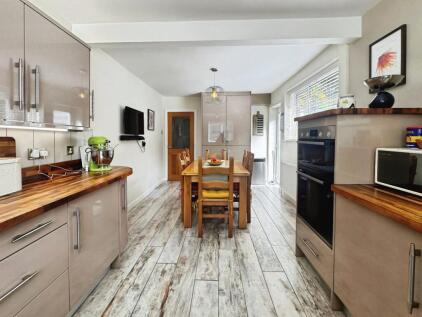 Cooper Hill Drive, Walton-le-Dale, Preston, Lancashire, PR5