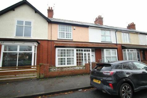 Bridlington - 3 bedroom end of terrace house for sale