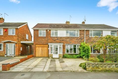 Farcroft Drive, Market Drayton, Shropshire, TF9