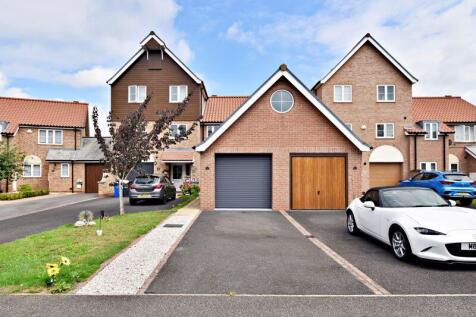 Park Lane, Burton Waters, Lincoln