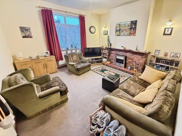 Flat A 8 Dyke Street