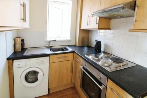 Shakespeare Crescent, Castleford, West Yorkshire, WF10