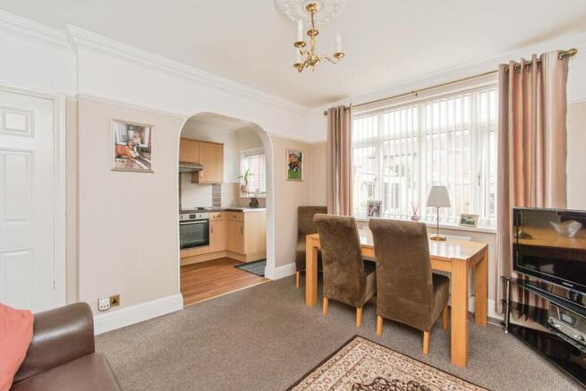 Sitting/Dining Room