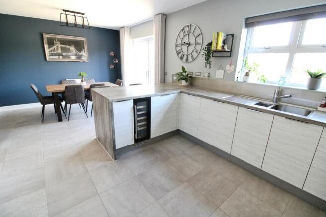 Dining Kitchen