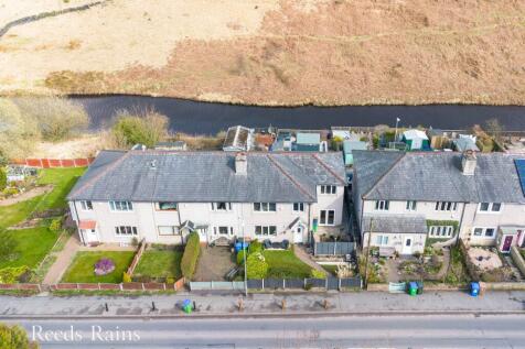 Dean Head, Todmorden Road, Littleborough, OL15