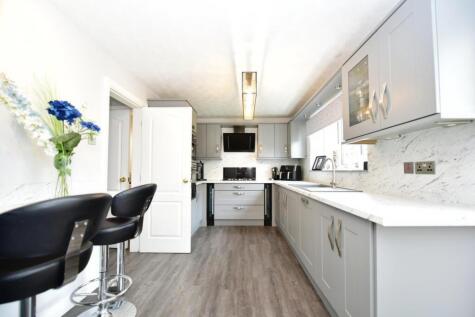 Steven Place, Chapeltown, Sheffield, South Yorkshire, S35