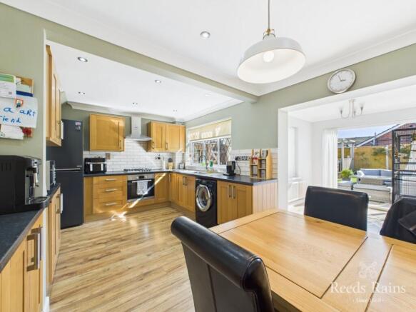 Kitchen/Dining Room