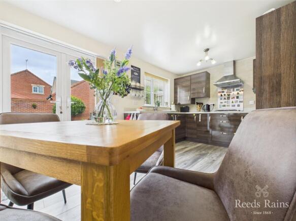 Kitchen/Dining Room