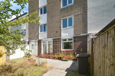 Stroud Crescent West, Bransholme, Hull, HU7