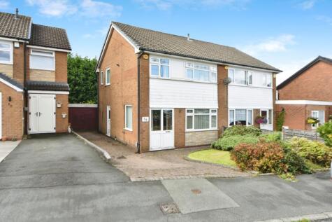 Broadhill Road, Stalybridge, Greater Manchester, SK15