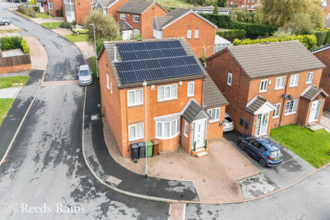 Bishop Way, Tingley, Wakefield, West Yorkshire, WF3