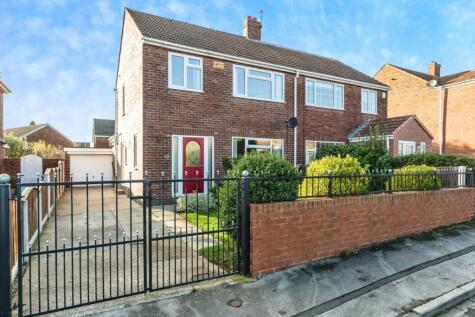 Millfield Crescent, Pontefract, West Yorkshire, WF8