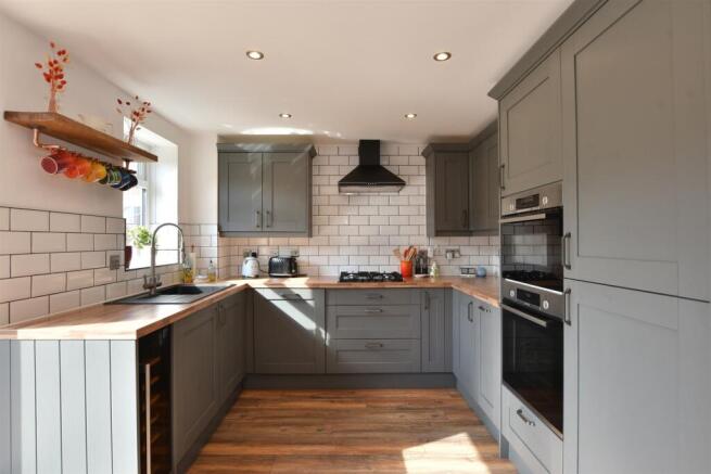 Kitchen/Dining Room