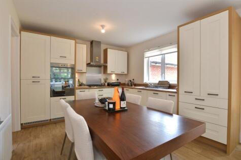 Sellars Way, Basildon, Essex