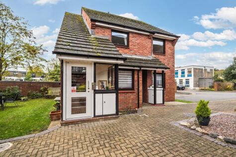 Fairhaven Court, Egham, TW20