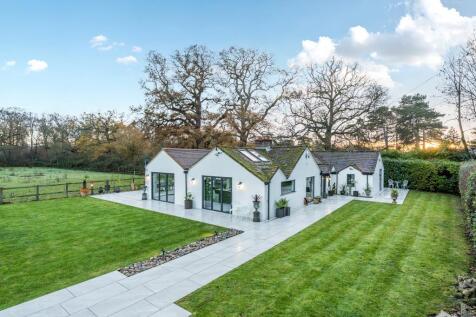 Woodside Road, Windsor, SL4