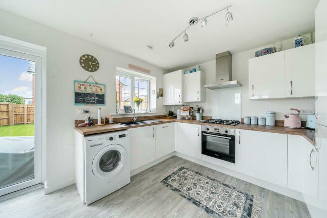 Kitchen/Dining Room