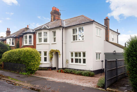 College Road, Epsom, KT17
