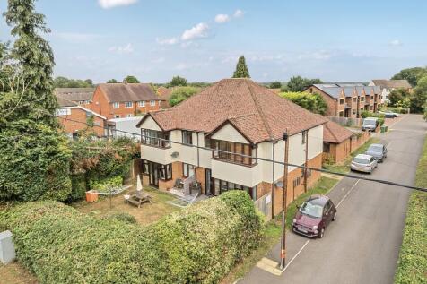 Stokenchurch, Buckinghamshire, HP14