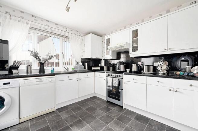 Kitchen/Breakfasting Room