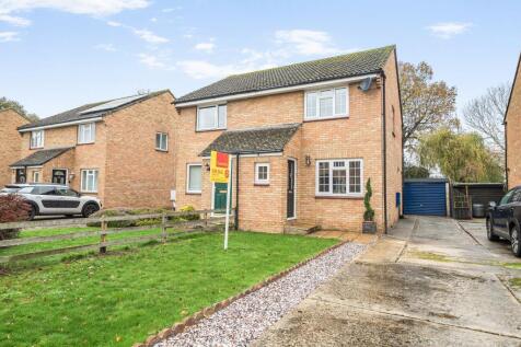 Great Close Road, Yarnton, OX5