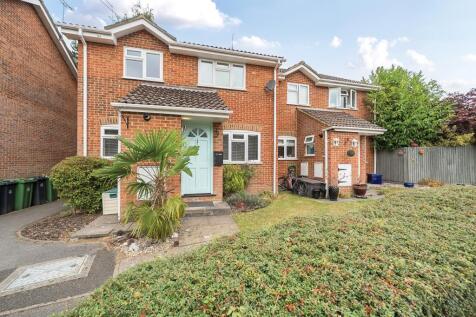 Bagshot, Surrey, GU19