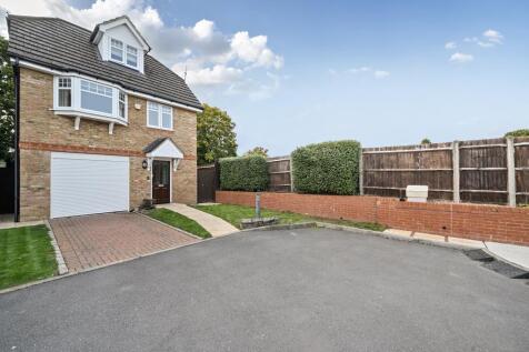 Lightwater, Surrey, GU18