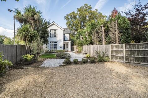 Windlesham, Surrey, GU20