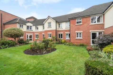 Lightwater, Surrey, GU18