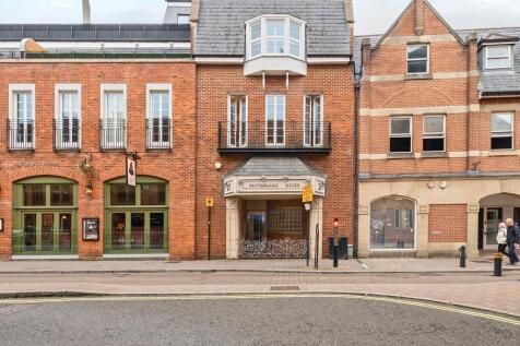 Newbury, Berkshire, RG14