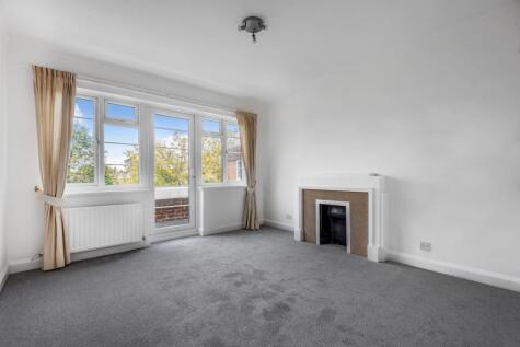 Sheen Court, Richmond, TW10