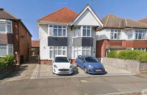 Truscott Avenue, Bournemouth