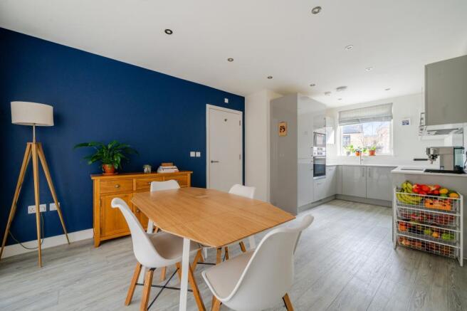 Kitchen/Dining Area