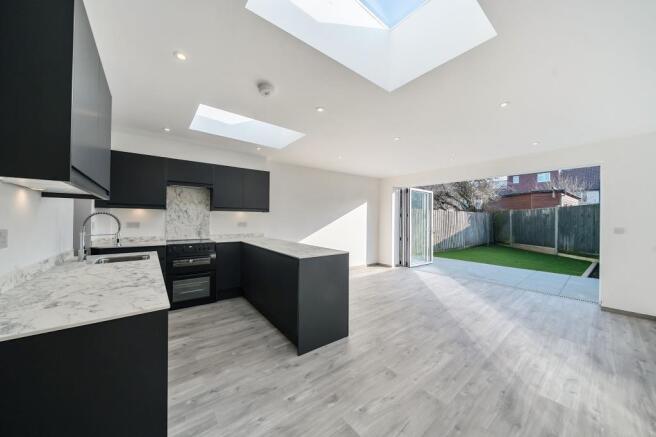 Kitchen/Reception
