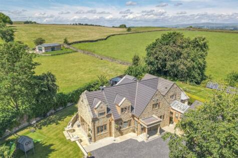 Applegarth, Beech Hill Road, Carleton, BD23 3EN