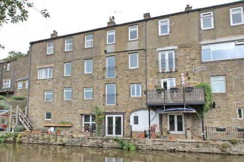 35 Main Street, Farnhill, BD20 9BJ